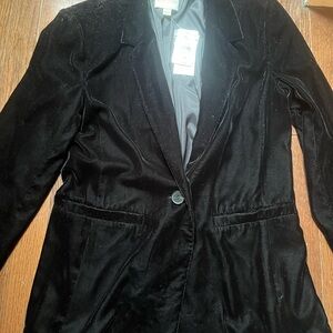Elegant Black Velvet Women's Blazer